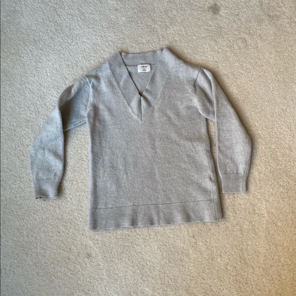 Wilfred Cyprie V-Neck Sweater - Picture 2 of 7